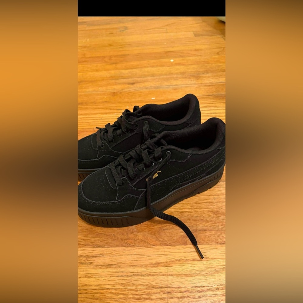 Puma Black Low-Top Platform Sneakers